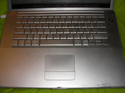 Apple 15 Aluminum PowerBook G4 keyboard