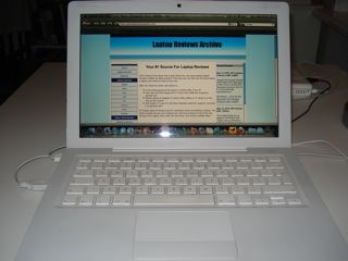 Apple MacBook 13.3 inch 2.4 i