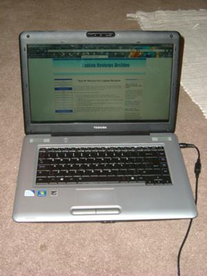 Toshiba Satellite L450-03D screen